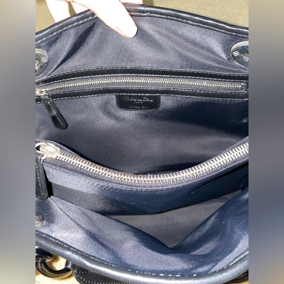 Authentic Dior Bag. Worn handful of times. Great condition - Picture 5 of 8